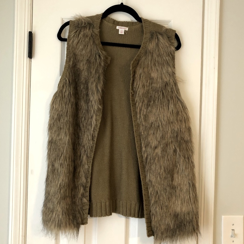Target Xhilaration Faux Fur Knit Vest Tan (L)